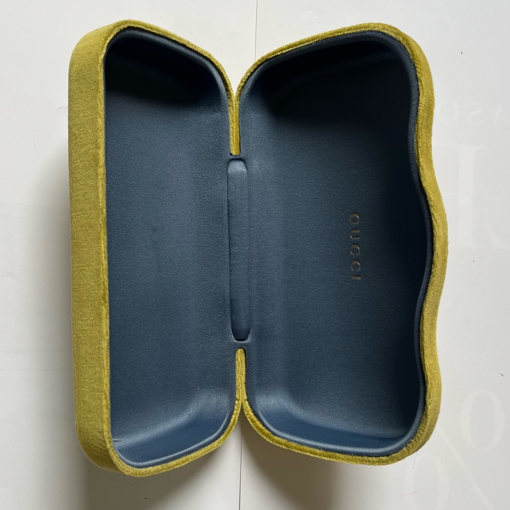 Gucci Yellow Velvet Eyewear Case W/care booklet cleaning cloth dust cover bag - Picture 2 of 8